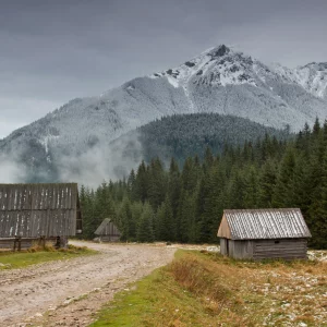 Schronisko PTTK na Polanie Chochołowskiej