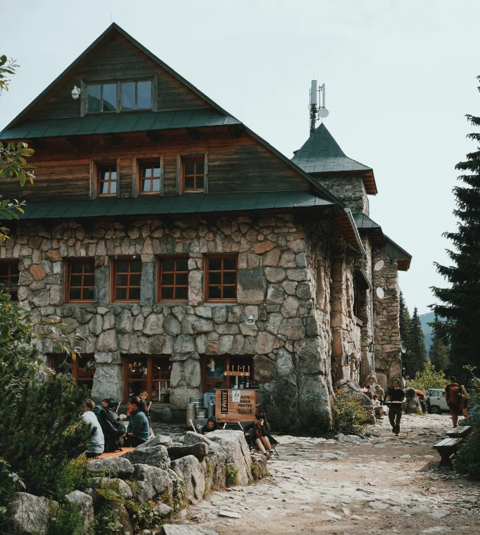 Schronisko PTTK na Hali Gąsienicowej